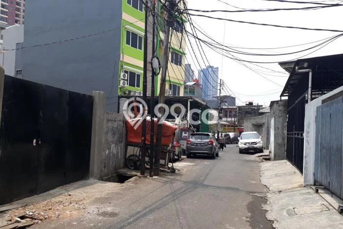 Tanah Kosong Dijual di Jakarta Pusat dengan Area 815m2 Tanah Kosong Dijual di Jakarta Pusat dengan Area 815m2