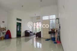 Rumah Elit LB 240m2 Siap Pakai Desain Elegan di Citra Garden, Jakarta Barat Rumah Elit LB 240m2 Siap Pakai Desain Elegan di Citra Garden, Jakarta Barat