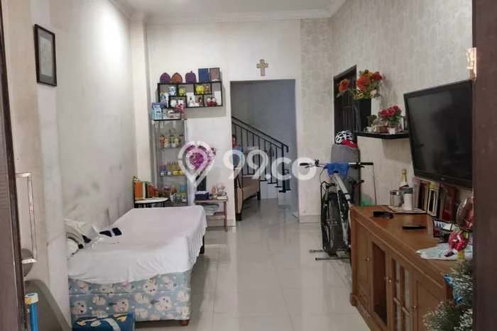Rumah Strategis Minimalis Lb 180m2 di Tangerang, Tangerang Rumah Strategis Minimalis Lb 180m2 di Tangerang, Tangerang