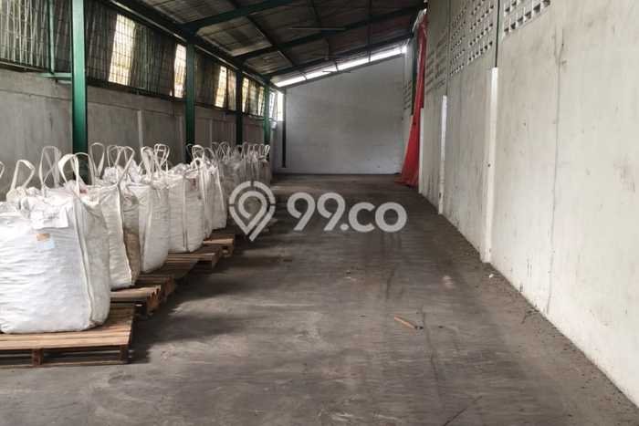 Gudang paling strategis disewakan di Curug Tangerang Gudang paling strategis disewakan di Curug Tangerang