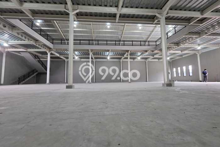 Unit Gudang Tersedia di Kamal Spesifikasi LB 1100m2 Unit Gudang Tersedia di Kamal Spesifikasi LB 1100m2