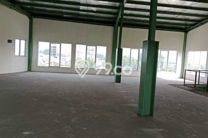 Gudang di Daan Mogot, Luas 900m², Lokasi Premium, Siap Operasi Gudang di Daan Mogot, Luas 900m², Lokasi Premium, Siap Operasi