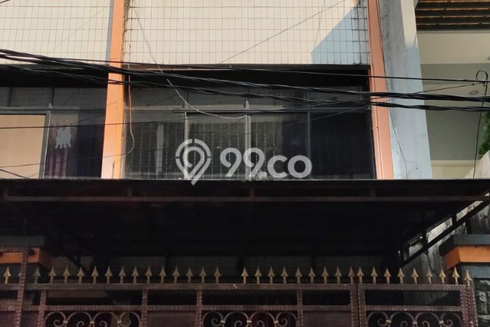 Untuk Dijual Ruko di Tambora Jakarta Barat LT 96m2 / LB 300m2 Untuk Dijual Ruko di Tambora Jakarta Barat LT 96m2 / LB 300m2