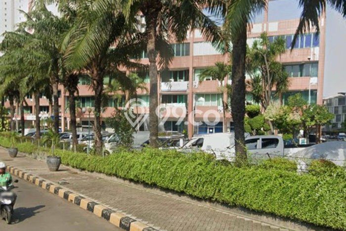 Ruko Strategis Kawasan Cempaka Mas, Luas 362m², Lokasi Bisnis, Berkembang Ruko Strategis Kawasan Cempaka Mas, Luas 362m², Lokasi Bisnis, Berkembang
