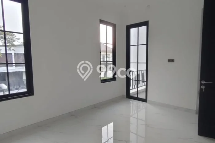 Jual Rumah Luas Elegan Dengan View Cantik di Semolowaru, Surabaya Jual Rumah Luas Elegan Dengan View Cantik di Semolowaru, Surabaya