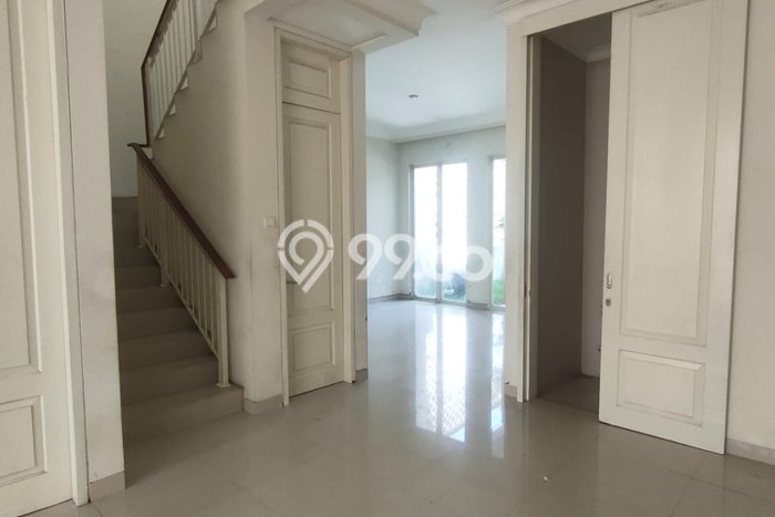 Rumah Luxury Modern Siap Huni di Pakuwon CIty Surabaya Rumah Luxury Modern Siap Huni di Pakuwon CIty Surabaya
