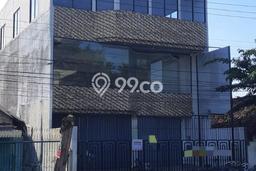 Komersial Area Bisnis Kawasan Dr Cipto Mangunkusomo, Luas 1500m², For Rent, Ready Digunakan Komersial Area Bisnis Kawasan Dr Cipto Mangunkusomo, Luas 1500m², For Rent, Ready Digunakan