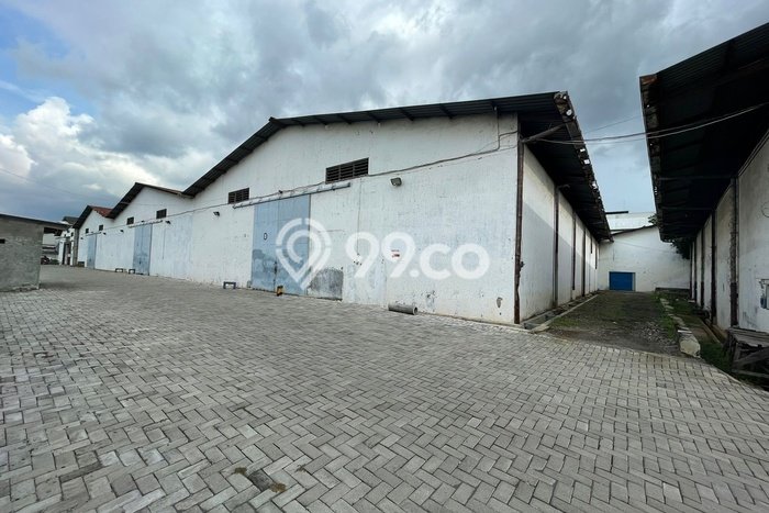 Gudang disewakan lokasi strategis Semarang Barat Semarang 1286m2 Gudang disewakan lokasi strategis Semarang Barat Semarang 1286m2