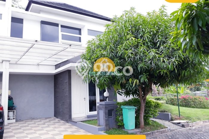 BEST INVESTMENT! Rumah area Banyumanik, LT 144m2m² LB 115m2m² BEST INVESTMENT! Rumah area Banyumanik, LT 144m2m² LB 115m2m²
