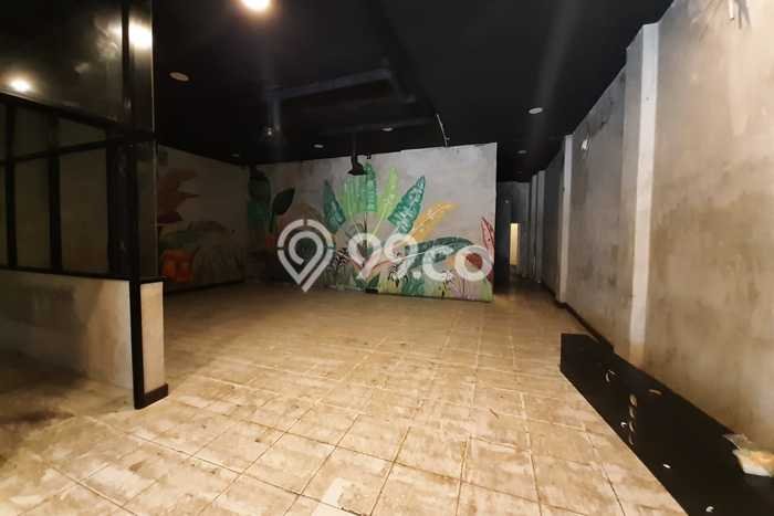 Area Strategis! Disewakan Ruko Lokasi Banyumanik, Semarang Cocok untuk Bisnis Area Strategis! Disewakan Ruko Lokasi Banyumanik, Semarang Cocok untuk Bisnis