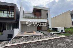 Rumah di Tembalang, 3 KT, Lingkungan Elite, LT 330m² LB 264m² Rumah di Tembalang, 3 KT, Lingkungan Elite, LT 330m² LB 264m²