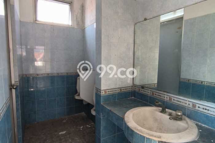Unit Komersial Dijual di Semarang Tengah Semarang Luas Bangunan 1383m2 Unit Komersial Dijual di Semarang Tengah Semarang Luas Bangunan 1383m2