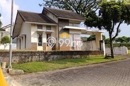 Hunian Mewah LB 90m2 Siap Huni Desain Elegan di BSB City, Semarang Hunian Mewah LB 90m2 Siap Huni Desain Elegan di BSB City, Semarang