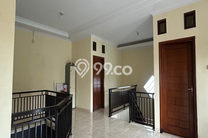 Dijual Rumah Premium dengan Fasilitas Sekitar Komplit di Ciracas, Jakarta Timur Dijual Rumah Premium dengan Fasilitas Sekitar Komplit di Ciracas, Jakarta Timur