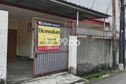 NEW LISTING! Rumah kawasan Cawang, Siap Huni, 4 KT, Akses Cawang, Jakarta Timur, Jakarta Timur, LT 135m² LB 110m² NEW LISTING! Rumah kawasan Cawang, Siap Huni, 4 KT, Akses Cawang, Jakarta Timur, Jakarta Timur, LT 135m² LB 110m²