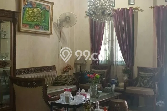 Dijual Rumah Mewah Megah Dengan View Eksklusif di Buaran, Jakarta Timur Dijual Rumah Mewah Megah Dengan View Eksklusif di Buaran, Jakarta Timur