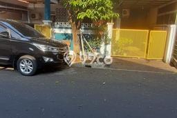 Rumah PREMIUM! di Buaran, Jakarta Timur, Luas 135m² Bangunan 90m², BISA KPR Rumah PREMIUM! di Buaran, Jakarta Timur, Luas 135m² Bangunan 90m², BISA KPR