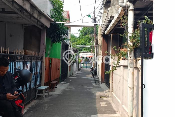 Jual Rumah Favorit Siap Huni LB 60m2 di Duren Sawit, Jakarta Timur Jual Rumah Favorit Siap Huni LB 60m2 di Duren Sawit, Jakarta Timur