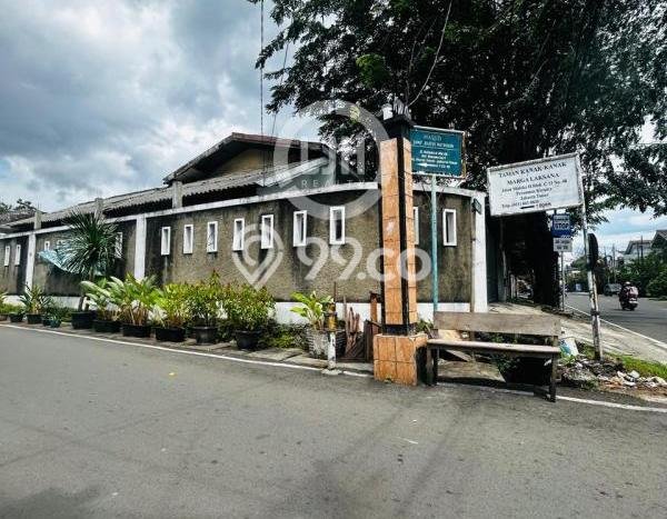 Hunian Mewah LB 250m2 Siap Pakai Desain Elegan di Klender, Jakarta Timur Hunian Mewah LB 250m2 Siap Pakai Desain Elegan di Klender, Jakarta Timur