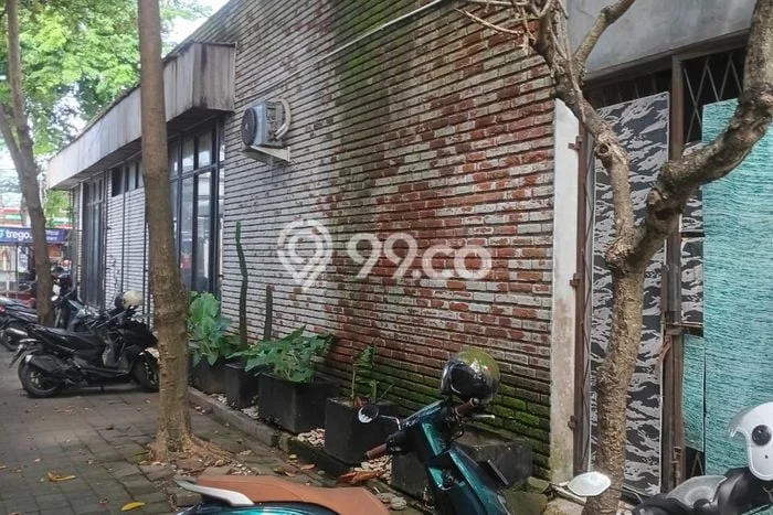 Unit Ruko Disewakan di Seminyak di Area Ramai & Strategis Unit Ruko Disewakan di Seminyak di Area Ramai & Strategis