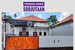 Dijual Rumah 3 Kamar Lokasi Ideal Bagus dan Strategis di Kediri Dijual Rumah 3 Kamar Lokasi Ideal Bagus dan Strategis di Kediri