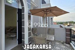 Dijual Rumah Minimalis Bagus Punya 4 KT di Jagakarsa Jakarta Selatan SHM Dijual Rumah Minimalis Bagus Punya 4 KT di Jagakarsa Jakarta Selatan SHM