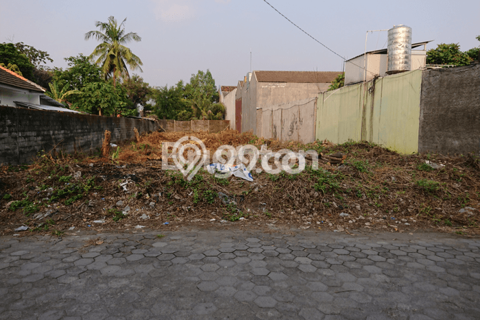 Tanah Dijual di Sleman Seluas 800m2 Strategis Tanah Dijual di Sleman Seluas 800m2 Strategis