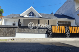 Dijual Cepat Rumah Bagus Siap Huni LB 180m2 di Ngaglik, Sleman Dijual Cepat Rumah Bagus Siap Huni LB 180m2 di Ngaglik, Sleman