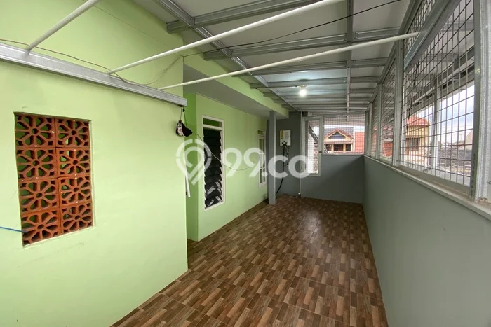 Rumah di , 2 KM, Design Minimalis, LT 92m2m² LB 120m2m² Rumah di , 2 KM, Design Minimalis, LT 92m2m² LB 120m2m²