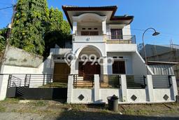 Rumah di Condong Catur, Akses ke Fasilitas, 3 KT Rumah di Condong Catur, Akses ke Fasilitas, 3 KT