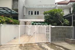 Rumah Modern Minimalis Fullyfurnished Setramurni,ada Kolam Renang Rumah Modern Minimalis Fullyfurnished Setramurni,ada Kolam Renang