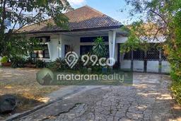 Disewa Rumah 1 Lantai di Tengah Kota Sangat Cocok Kantor Dll Disewa Rumah 1 Lantai di Tengah Kota Sangat Cocok Kantor Dll