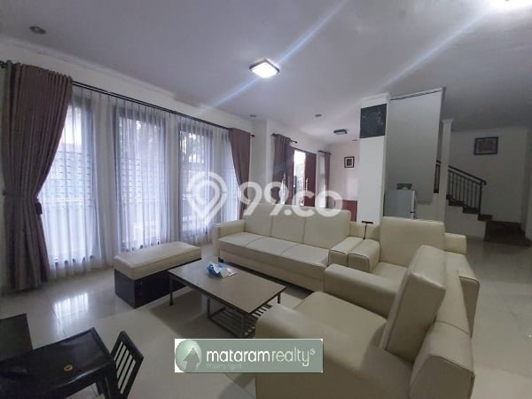 Rumah Bangunan 2 Lantai Komplek Sukaluyu Cocok Untuk Kantor Rumah Bangunan 2 Lantai Komplek Sukaluyu Cocok Untuk Kantor