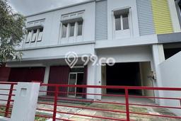 Disewakan Gudang di Kawasan Ramai Alam Sutera Luas 315m2 Disewakan Gudang di Kawasan Ramai Alam Sutera Luas 315m2