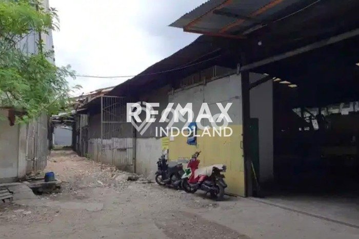 Dijual Tanah Kawasan Daan Mogot, Luas 2220m², Lingkungan Nyaman Dijual Tanah Kawasan Daan Mogot, Luas 2220m², Lingkungan Nyaman
