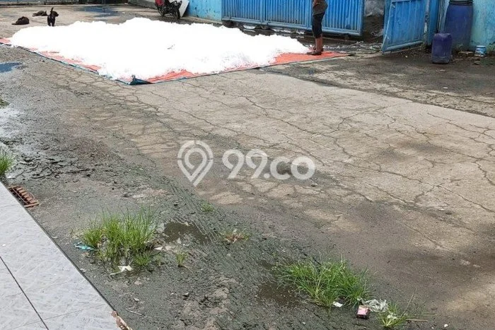 Lahan Dijual Lokasi Strategis di Tangerang dengan Luas 12412m2 Lahan Dijual Lokasi Strategis di Tangerang dengan Luas 12412m2