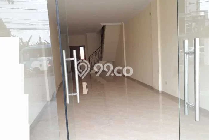 Ruko Bagus Dijual LB 227m2 Lokasi Strategis Jakarta Selatan Area Cocok untuk Bisnis Ruko Bagus Dijual LB 227m2 Lokasi Strategis Jakarta Selatan Area Cocok untuk Bisnis
