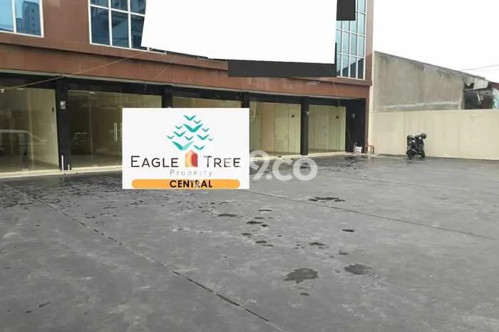 Ruko Bagus Dijual LB 227m2 Lokasi Strategis Jakarta Selatan Area Cocok untuk Bisnis Ruko Bagus Dijual LB 227m2 Lokasi Strategis Jakarta Selatan Area Cocok untuk Bisnis