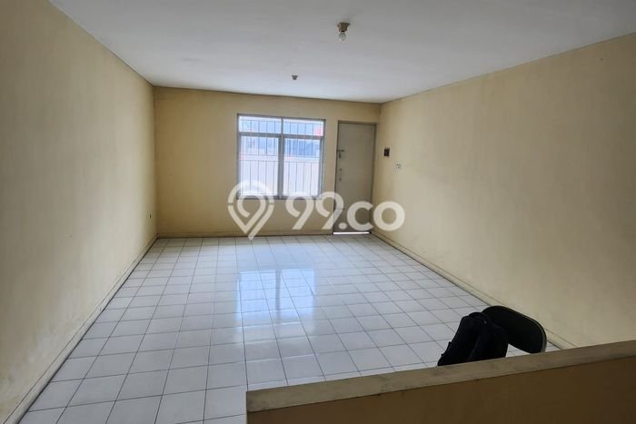 Ruko Bagus Dijual LB 210m2 Lokasi Strategis Jakarta Barat Area Cocok untuk Berbisnis Ruko Bagus Dijual LB 210m2 Lokasi Strategis Jakarta Barat Area Cocok untuk Berbisnis