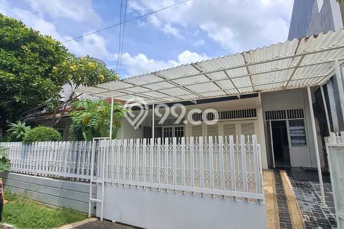 Sewa Rumah Murah di Pondok Indah Jakarta Selatan Punya 7 Kamar Tidur Sewa Rumah Murah di Pondok Indah Jakarta Selatan Punya 7 Kamar Tidur