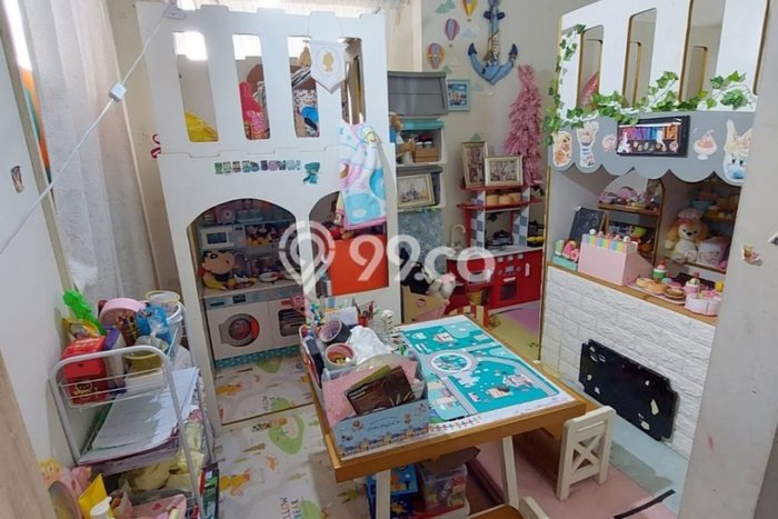 Dijual Rumah Mewah Exclusive di Serpong, Tangerang Selatan Dijual Rumah Mewah Exclusive di Serpong, Tangerang Selatan
