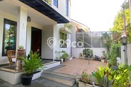 Hunian Elit LB 150m2 Siap Huni Desain Elegan di BSD Kencana Loka, Tangerang Hunian Elit LB 150m2 Siap Huni Desain Elegan di BSD Kencana Loka, Tangerang