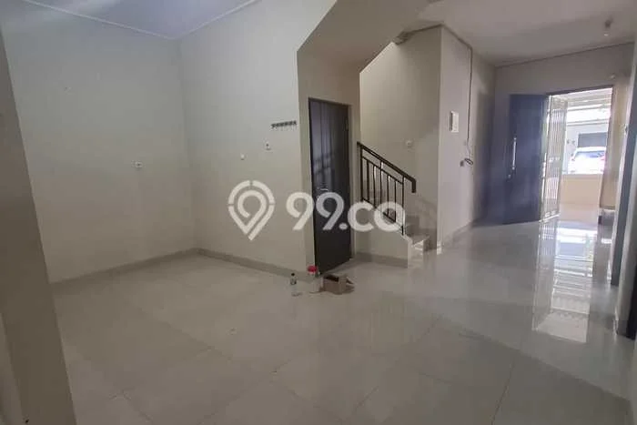 Disewakan Rumah Murah di Green Mansion Jakarta Barat dengan 4 KT Disewakan Rumah Murah di Green Mansion Jakarta Barat dengan 4 KT