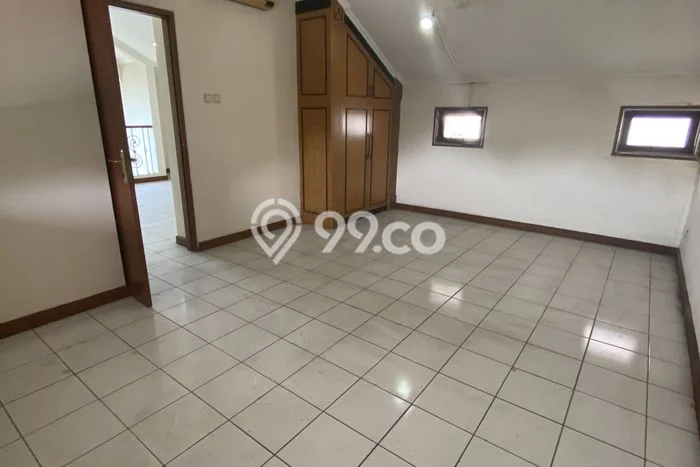 Jual Rumah Mewah Megah Dengan View Cantik di Mutiara Kedoya, Jakarta Barat Jual Rumah Mewah Megah Dengan View Cantik di Mutiara Kedoya, Jakarta Barat