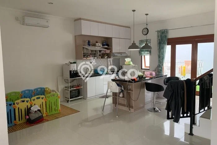 Rumah Luxury Modern Siap Huni di Joglo Jakarta Barat Rumah Luxury Modern Siap Huni di Joglo Jakarta Barat