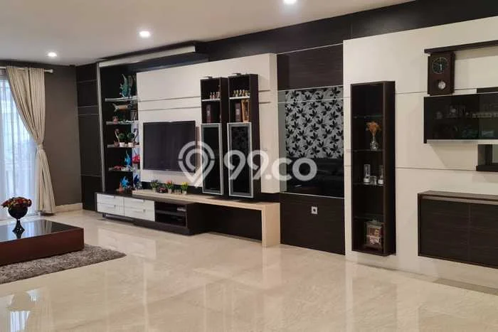 Ready to Use! Premium House LT 252m2 Desain Elegan di Pantai Indah Kapuk Ready to Use! Premium House LT 252m2 Desain Elegan di Pantai Indah Kapuk