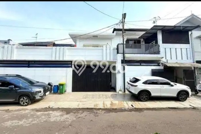 Rumah Mewah Dijual LT 334m2 di Antapani, Bandung Rumah Mewah Dijual LT 334m2 di Antapani, Bandung