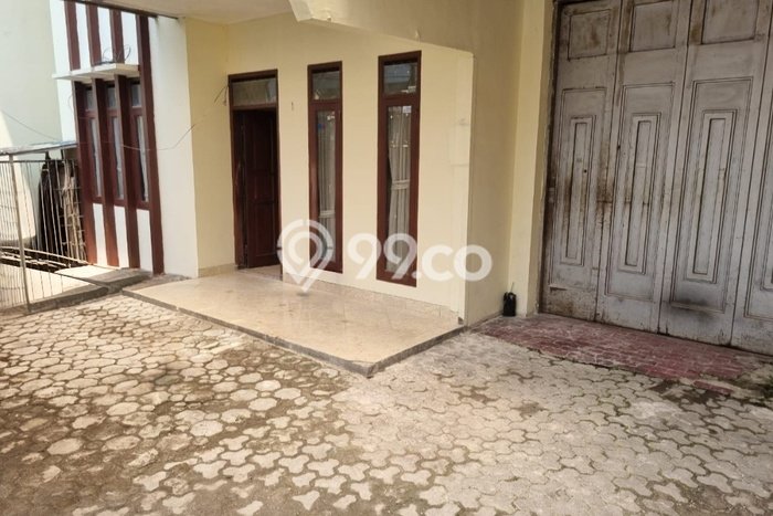 Rumah LT 308m² Fully Furnished di Lokasi Prestisius Regol, Bandung Rumah LT 308m² Fully Furnished di Lokasi Prestisius Regol, Bandung