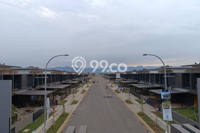 Ruko Kawasan Bisnis di Kota Baru Parahyangan, Luas 139m², Jalan Utama Ruko Kawasan Bisnis di Kota Baru Parahyangan, Luas 139m², Jalan Utama