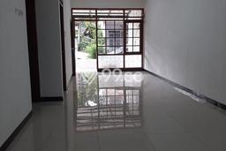Rumah Luas Asri 4 KT Siap Huni di Taman Kopo Indah Bandung Rumah Luas Asri 4 KT Siap Huni di Taman Kopo Indah Bandung